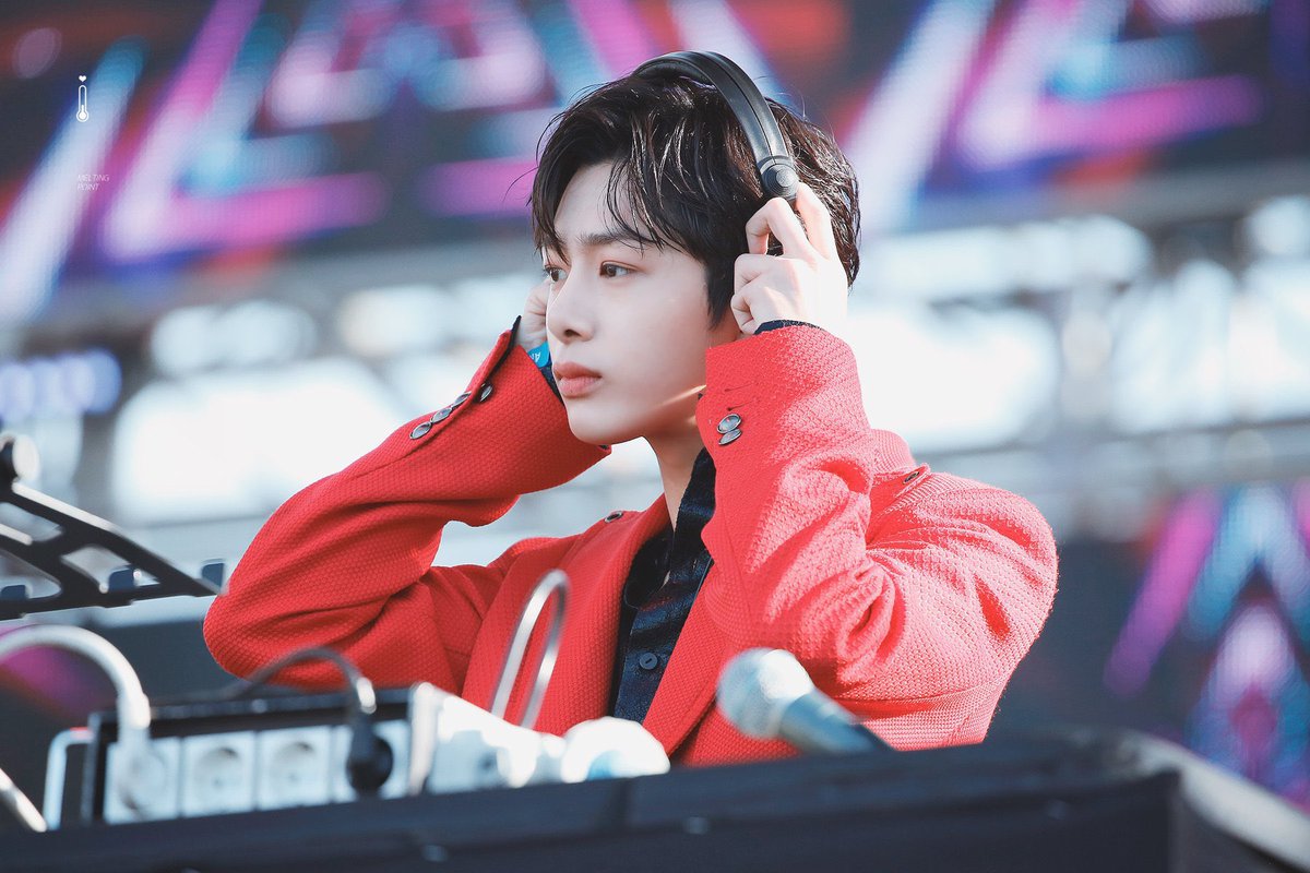 monduball's tweet photo. https://t.co/eLTqQHd09c 또 어떤 레전드를 남길라고 https://t.co/prZh5lq8In