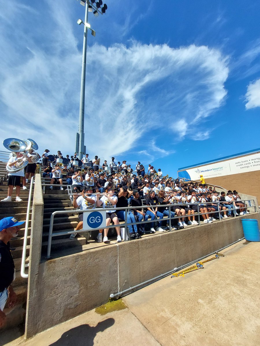 MCMSCoogBand's tweet photo. Our MCMS Cougars Band got to experience game day as members of the Thurgood Marshall High School Band at todays football game.We are excited for our 8th graders to join the Thurgood Marshall High School Band. Great job today! We are so proud of you! #MCMSCoogs
#FBISDFineArts https://t.co/kAsDP00biJ