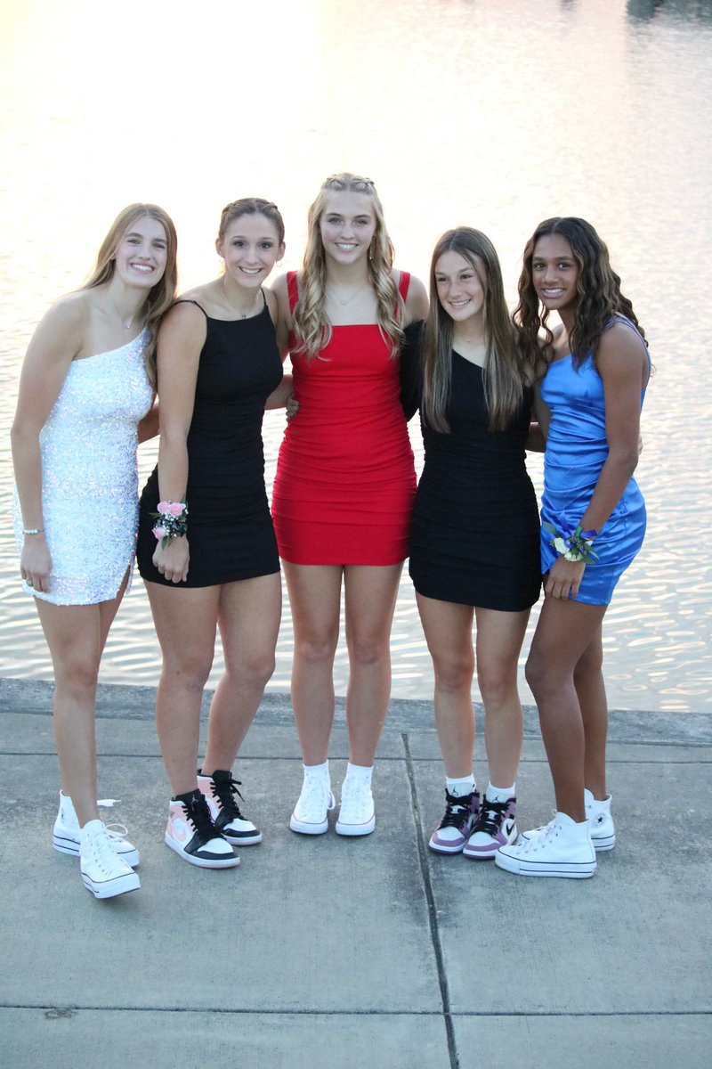 HSE Girls Basketball tweet media