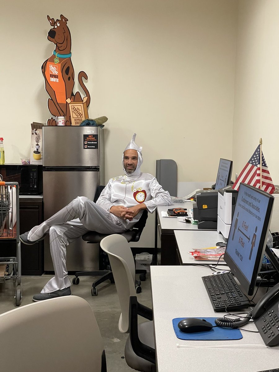 Brittany M Ortiz 🍊🧡 (@brittanymortiz1) on Twitter photo 🌟Here @ #TheSuperStore our SM had 3 outfit changes! Not anyone call pull off the Wizard of Oz, the Tin-Man & the Scarecrow all in 1 weekend! <a href="/HazemElrashidi/">hazem elrashidi</a> <a href="/BekitaL/">Bekita Lalla</a> <a href="/TDonnelly921/">Tiffany Donnelly</a> <a href="/daryl_hagen/">Daryl Hagen</a> 🌟Here @ #TheSuperStore our SM had 3 outfit changes! Not anyone call pull off the Wizard of Oz, the Tin-Man & the Scarecrow all in 1 weekend! <a href="/HazemElrashidi/">hazem elrashidi</a> <a href="/BekitaL/">Bekita Lalla</a> <a href="/TDonnelly921/">Tiffany Donnelly</a> <a href="/daryl_hagen/">Daryl Hagen</a>
