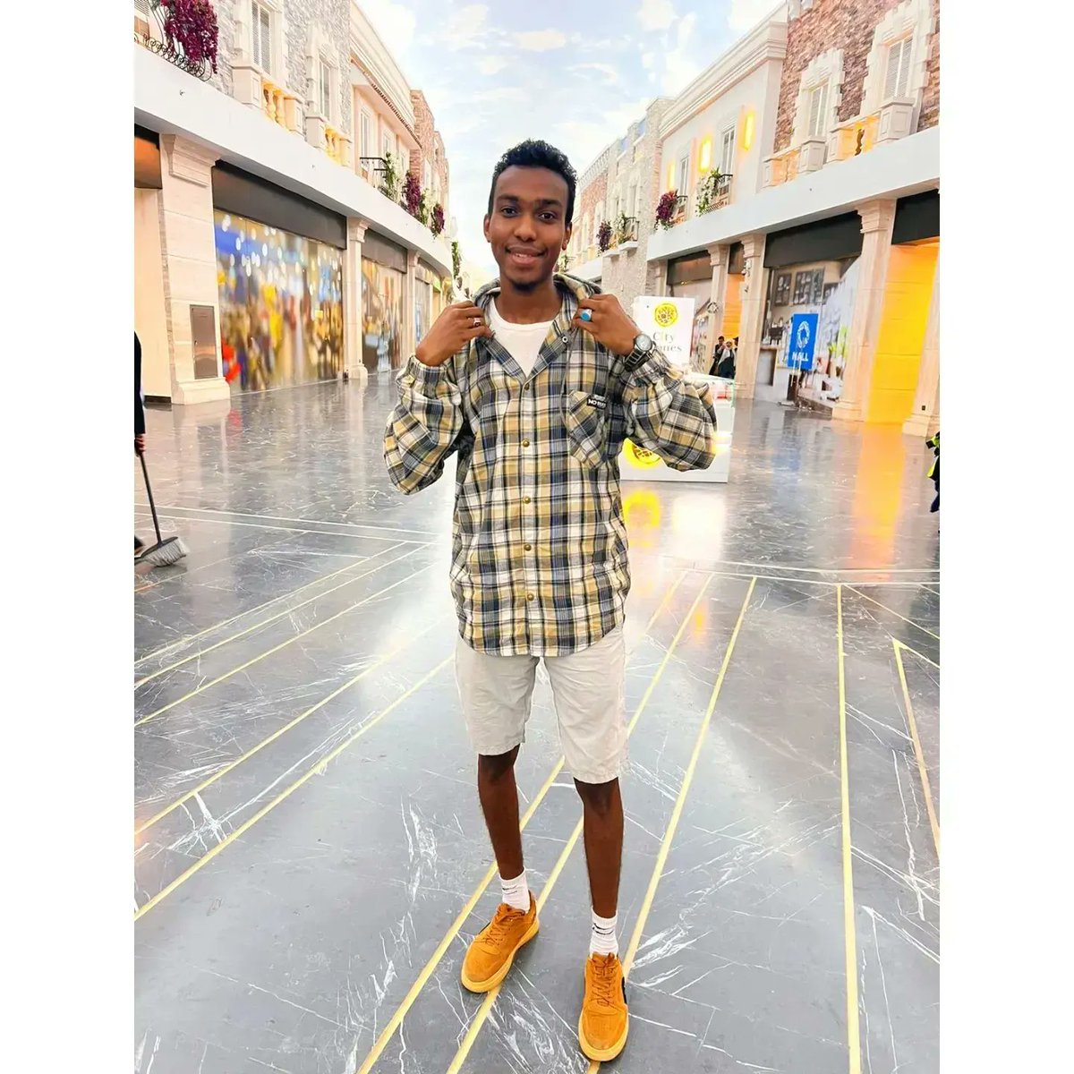 mohamedd_ss's tweet photo. ولولا ربط الله على القلُوب وقت المِحن لذهبت العقول،  ولكنّ الله لطيف ودود.
💙 https://t.co/0KeBJg75YC