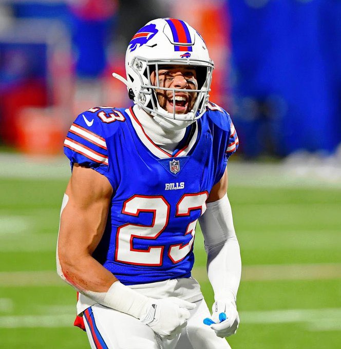 PicksPicks5's tweet photo. ¿Van a querer FREEPICK? 🏈

Desde ya vamos juntando esos ❤️ 250 y lo soltamos , se viene el domingo de NFL, la especialidad de la casa https://t.co/2AavQmJ5Z1
