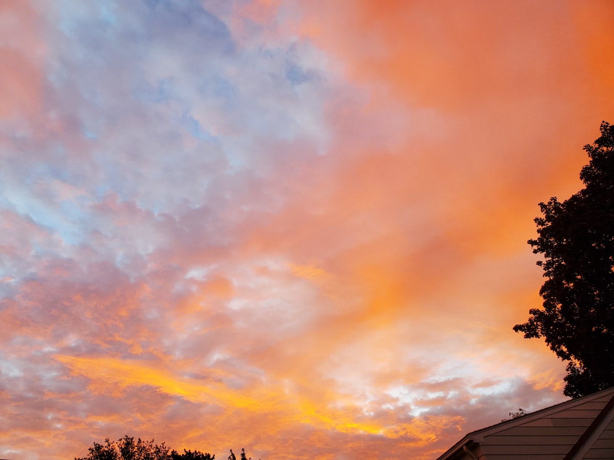scotchprophet's tweet photo. amazing color to these clouds over Highland Park, St. Paul, unfiltered and unedited. #fall #storm #cloud #sunrise #photography from #SaintPaul #MN. #OnlyInMN #StormHour #ThePhotoHour #wxtwitter #mnwx https://t.co/LiZI1TgGyE