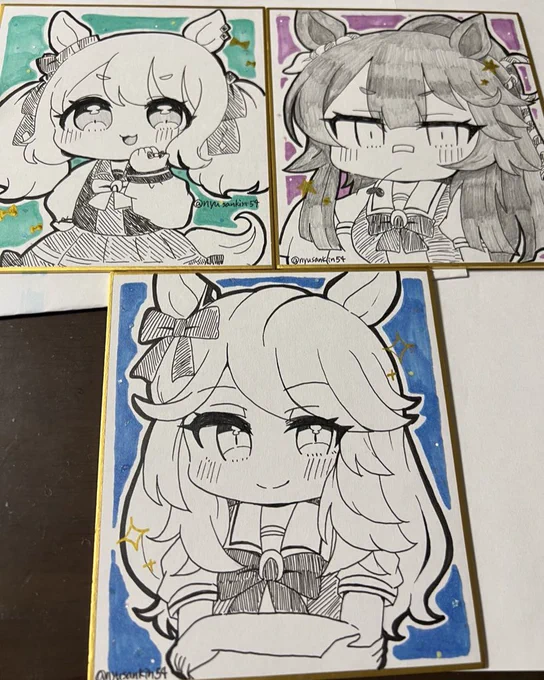 なんも考えずに描いてたら色紙5枚も作れてるやん〜〜 