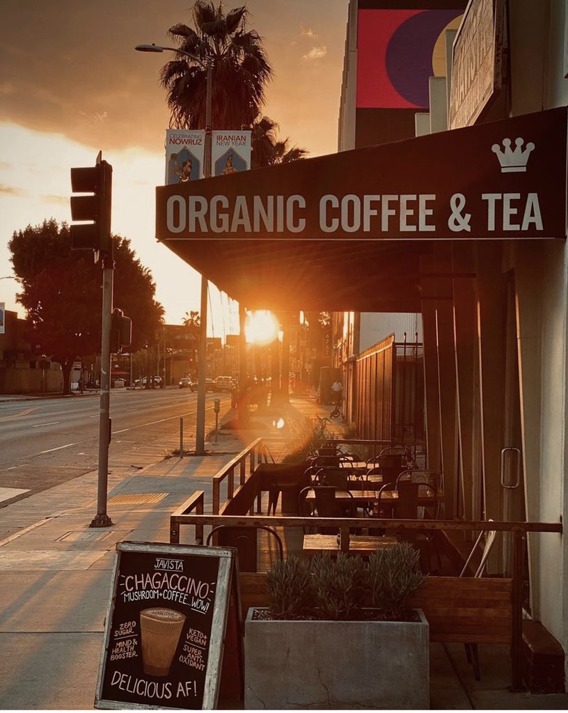 It's Javista's last sunset on Sunset. 🥹

But no worries, Monday will bring a new sunrise for Javista on Highland! After ten years on Sunset, we're moving just around the corner to 1532 Highland Ave. 

We can't wait to see you all there!