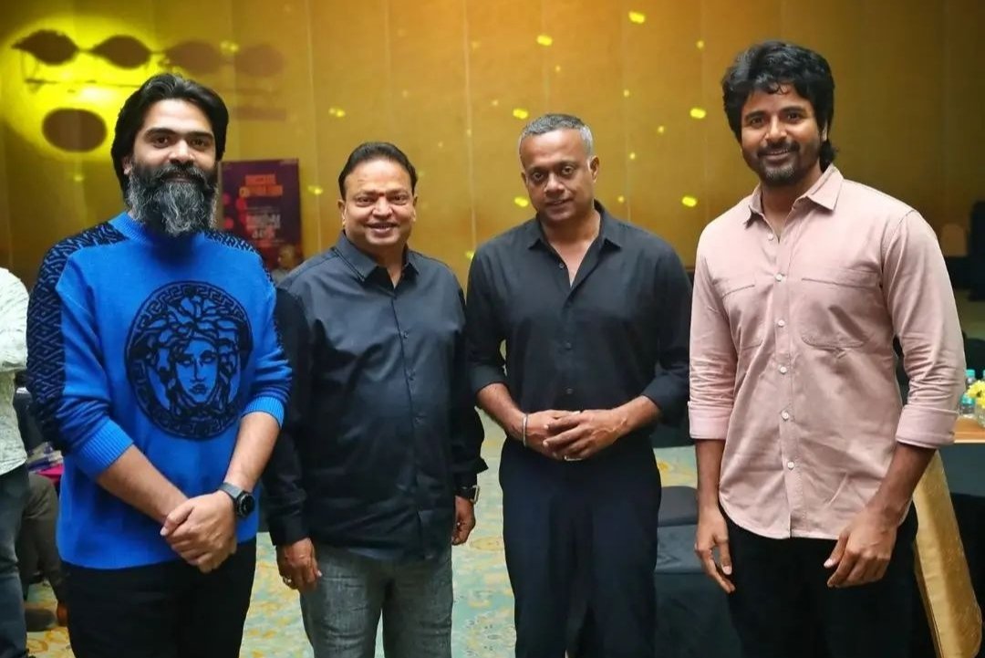RamSimbuTalks's tweet photo. #VendhuThanindhathuKaadu Success Meet 

 #VTKSuccessMeet #VTKSuccessParty #SilambarasanTR https://t.co/gHxEGRJyGr