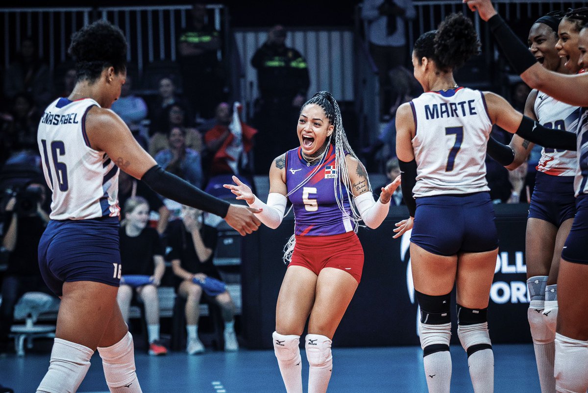 brendafans05's tweet photo. Beautiful shots 🫶🏻 #BrendaCastillo #LasReinasDelCaribe #ReinasdelCaribe #Volleyball #DOMTeam #วอลเลย์บอลหญิง #WWCH2022 https://t.co/jw3ZTMnm9u