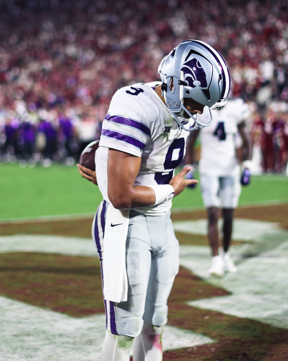 Sidelines - Kansas State 🌾 tweet media