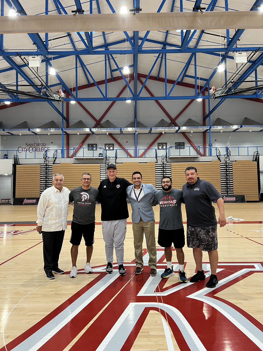 Latino Association of Basketball Coaches (@labcbasketball) on Twitter photo LABC representing at <a href="/LATTITUDEevent/">L'ATTITUDE</a> <a href="/DeCoacher/">Sergio Rouco</a> <a href="/coachFMartin/">Frank Martin</a> <a href="/CoachZedan/">George Zedan</a> <a href="/CoachLRamirez/">Lucas Ramirez🇺🇸🇸🇻</a> <a href="/elizedan/">Elias</a> @BSanchez3715 LABC representing at <a href="/LATTITUDEevent/">L'ATTITUDE</a> <a href="/DeCoacher/">Sergio Rouco</a> <a href="/coachFMartin/">Frank Martin</a> <a href="/CoachZedan/">George Zedan</a> <a href="/CoachLRamirez/">Lucas Ramirez🇺🇸🇸🇻</a> <a href="/elizedan/">Elias</a> @BSanchez3715