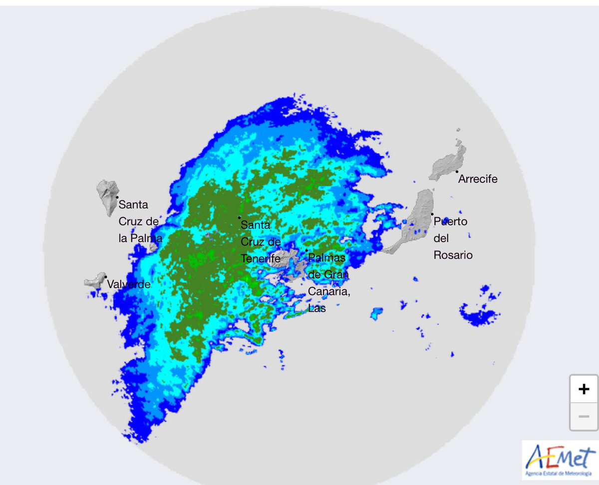 Un núcleo convectivo afecta a Tenerife a esta hora.