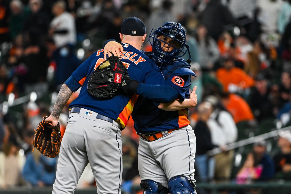 astros tweet picture