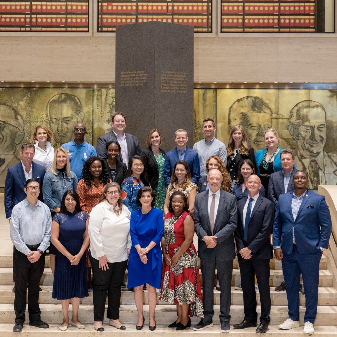 jinyahuang's tweet photo. Honored to meet Luci Baines Johnson, and hear the daughter of President Lyndon B. Johnson speak with our Presidential Leadership Scholars in Austin, Texas. @BBBB_Welcome 
#BreakBreadBreakBorders #socialjustice #PLS
#LBJlibrary #lucibainesjohnson #PresidentialLeadershipScholars https://t.co/XFOVFhaUvi