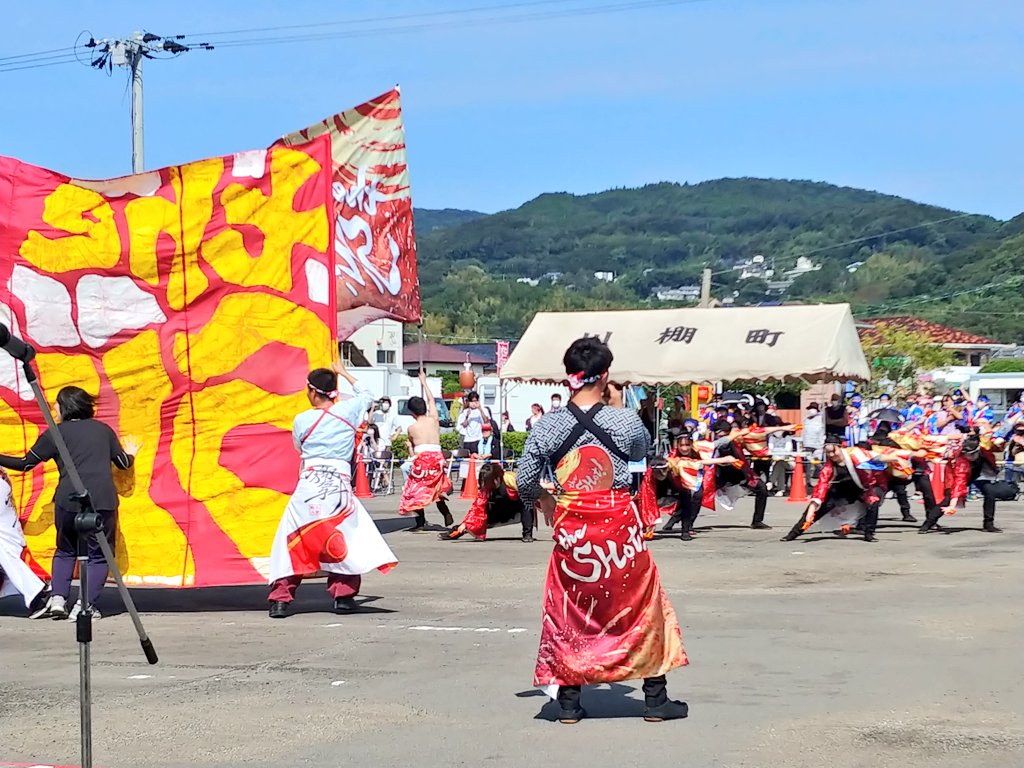 KAWATANA2's tweet photo. #かわたなかっちぇてよかばいYOSAKOI来てみん祭 

盛り上がっております！！
午後の部メイン会場まもなく再開でございます✨
13:00から冷やしぜんざいの無料配布もございます!!

暑くなって来��した🥵
熱中症対策もしっかり行って
最後まで楽しんで下さいね💕😊 https://t.co/KK8ssoc1J0