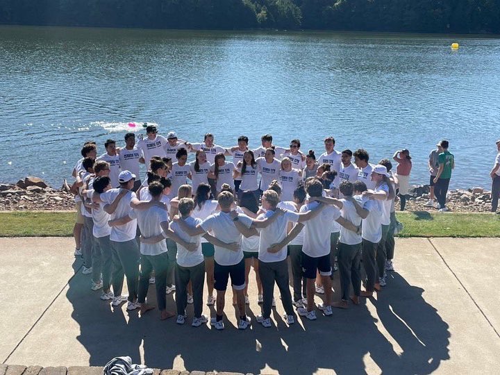 GTSwimDive's tweet photo. 📸: Shout out to all the Yellow Jackets who participated in Swim Across America today!

#TogetherWeSwarm https://t.co/KU0tmgCGik