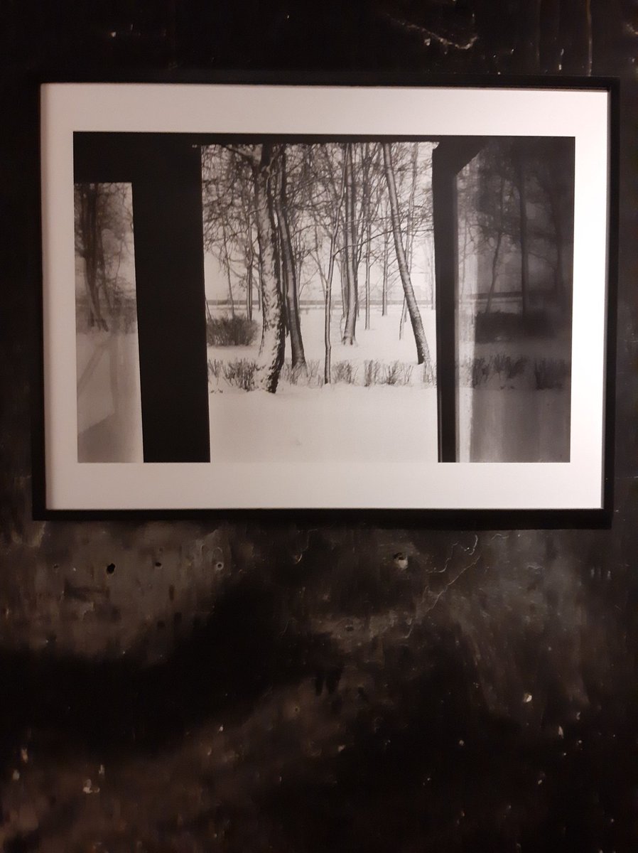 cecile_natacha's tweet photo. Klavdij Sluba
"Sneg" (La Neige)
Association du Mejan
La Croisière 
@rencontresarles #educationalimage #EAC #photographie https://t.co/YW7HzI2zTF