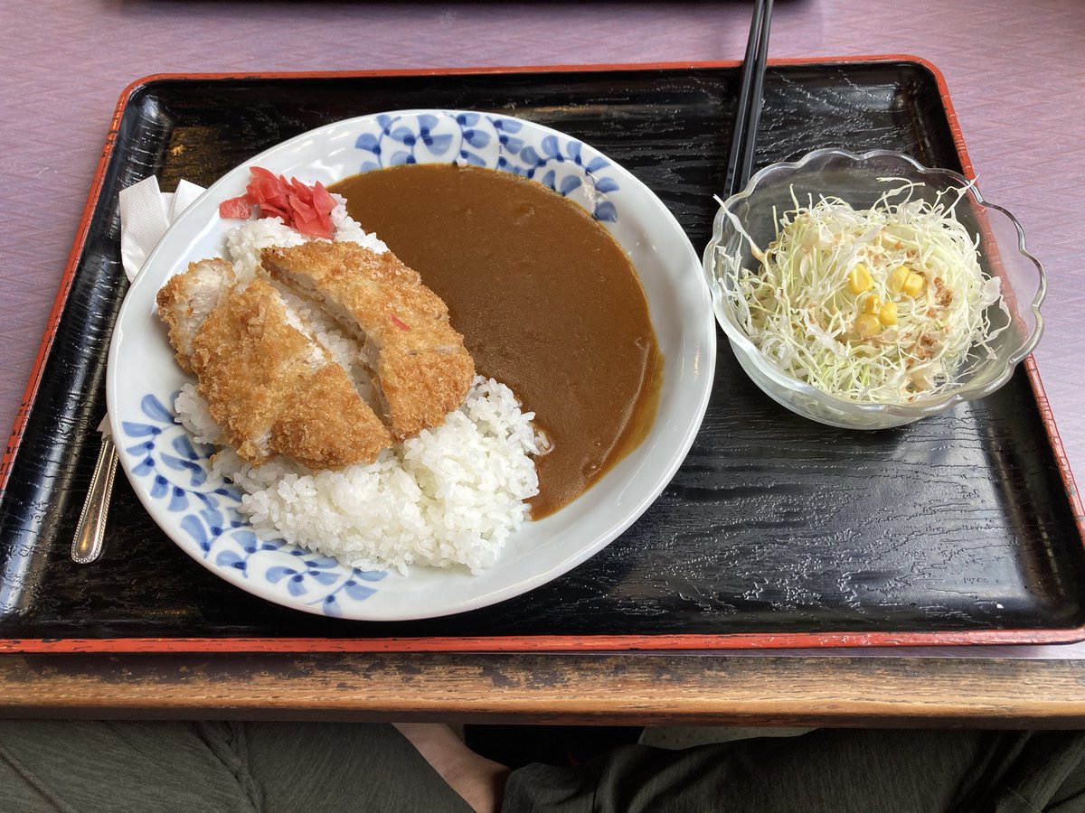 hydon's tweet photo. 小学校運動会の帰り、ドライブインで昼飯。帰宅後、年金視聴やります。
今のところ計画通り！
#社労士24 https://t.co/izVFZA5Alw