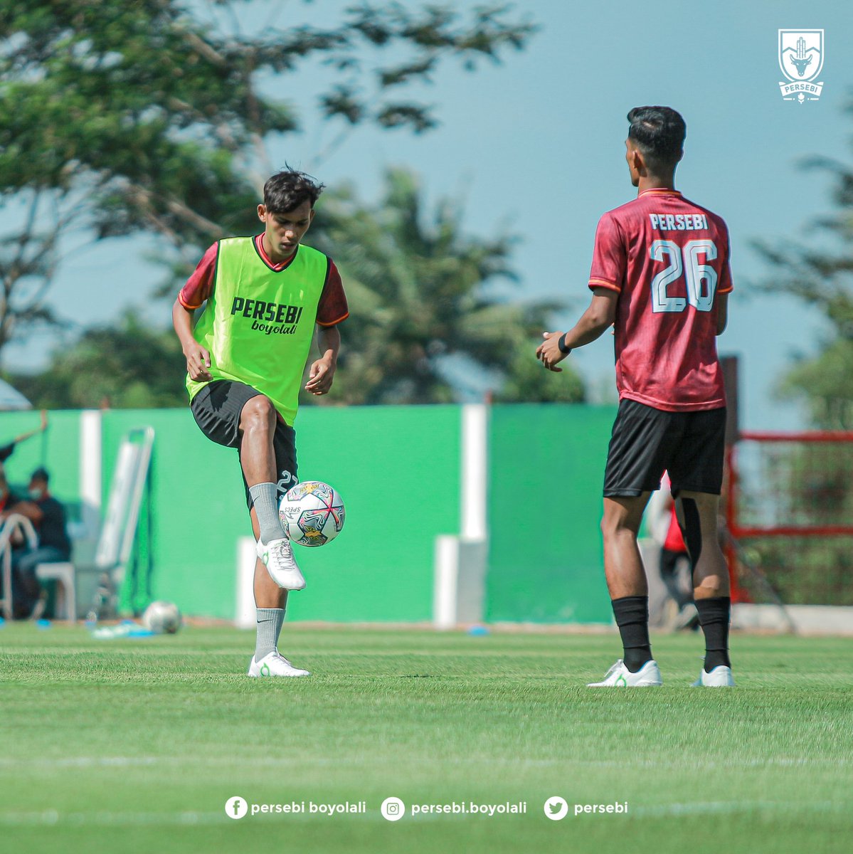persebi's tweet photo. Warming Up ๐ฅ
#PersebiDay #PersebiBisa #PersebiBoyolali #LaskarPandanarang https://t.co/zoluShoZld