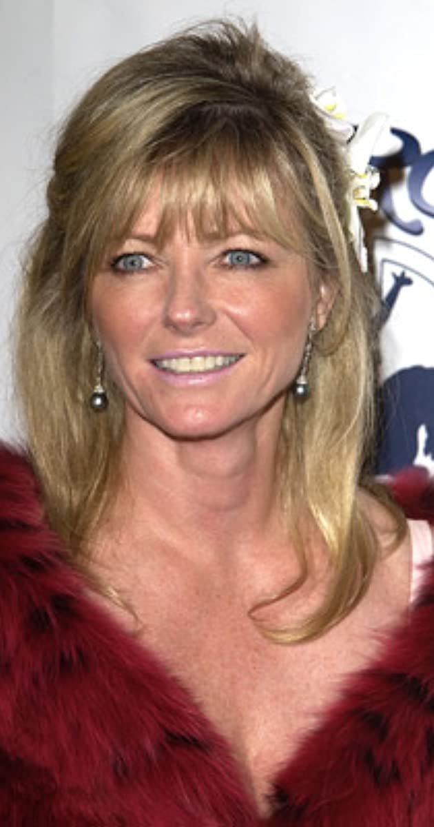 Happy Birthday to Cheryl Tiegs who turns 75 today. 