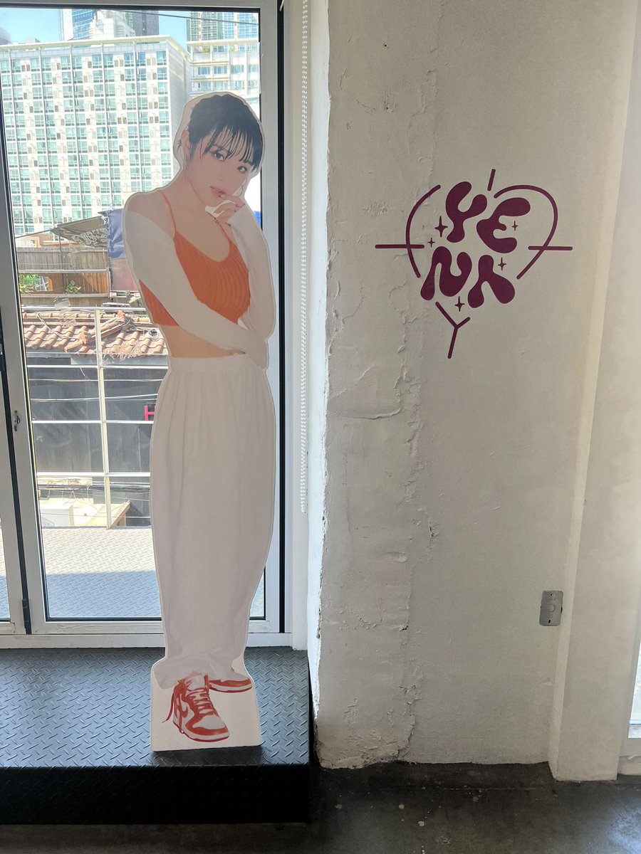 39kurachan_fan's tweet photo. ๐ฅHAPPY YENA DAY๐
POP-UP CAFE EVENT
์ค๋๋ง์ ์ฌ์ด๋์จ์ด๋ธ~
์ฌ๊ธด ์๋ ์ธ์์ด๊ตฌ๋ ใ
ใ
#YENADAY #์ฌ์ด๋์จ์ด๋ธ #์๋์์ผ์นดํ
#HAPPYYENADAY
#YENADAYCAFE https://t.co/2tKLvSrpAU