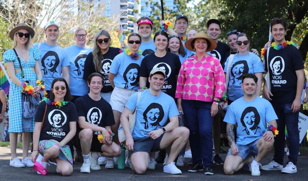 YoungLibs's tweet photo. Happy Pride Brisbane ! 🏳️‍🌈🏳️‍⚧️ https://t.co/YeKE8uHv2x
