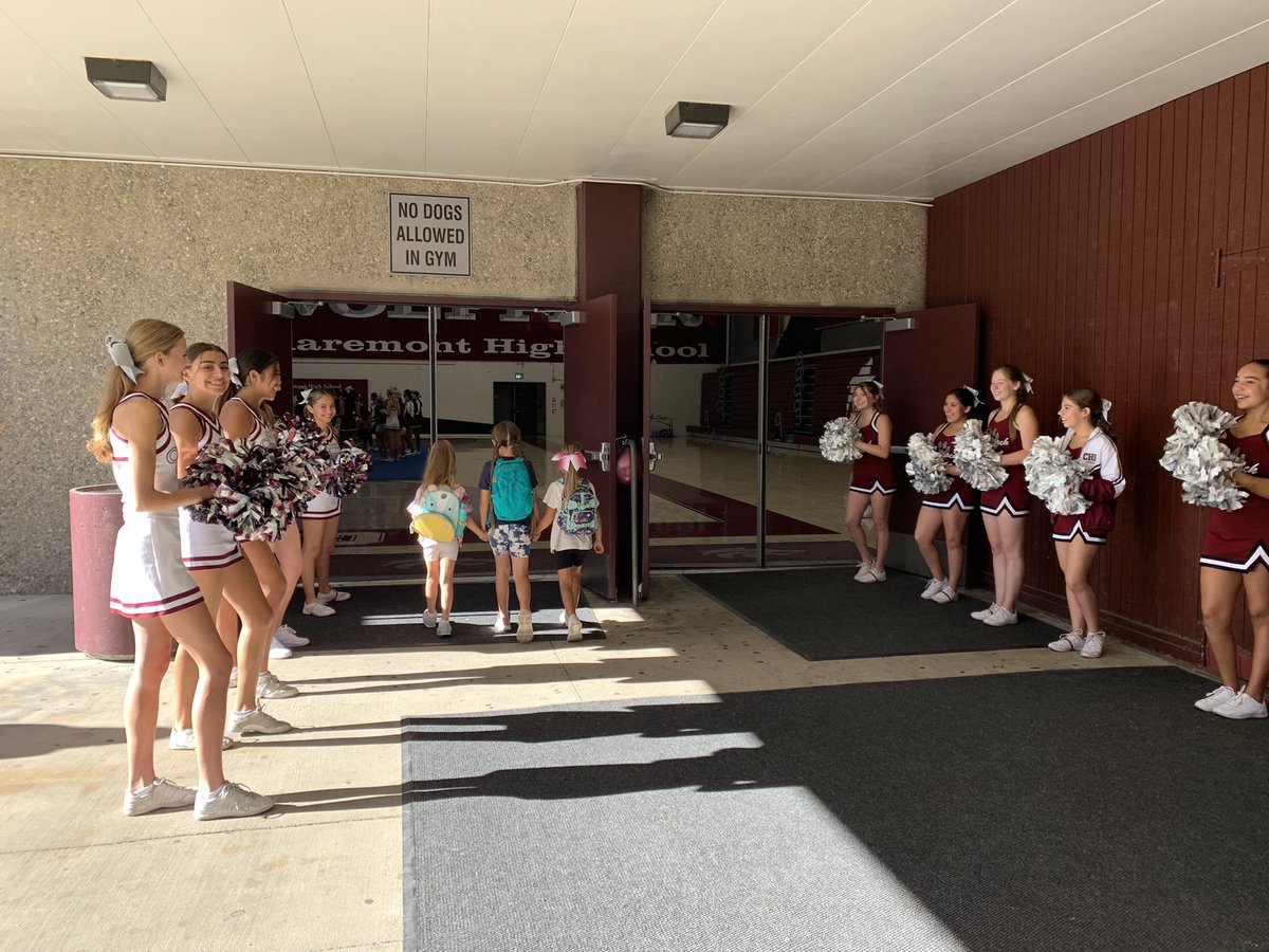 StockhamSarah's tweet photo. Special thanks to Claremont Cheer for a great clinic! @Claremontpack https://t.co/70vB4efw8c