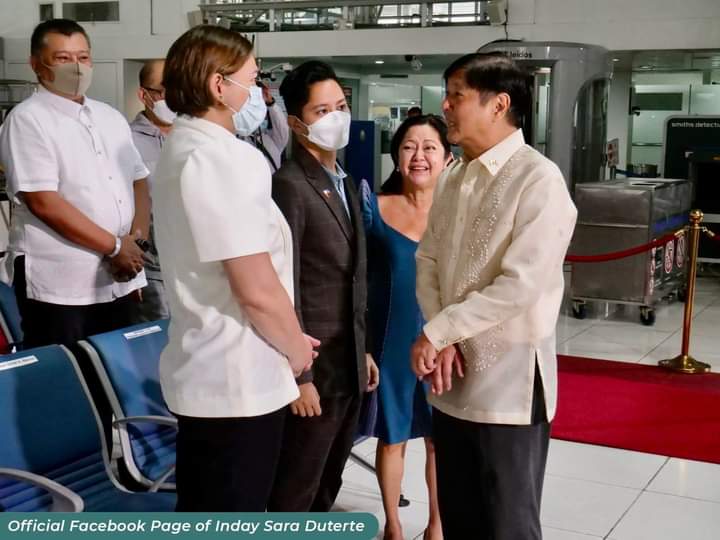 ZeeKamad's tweet photo. Welcome home Mr. President! ❤️💚 https://t.co/kpWYyPTUfy