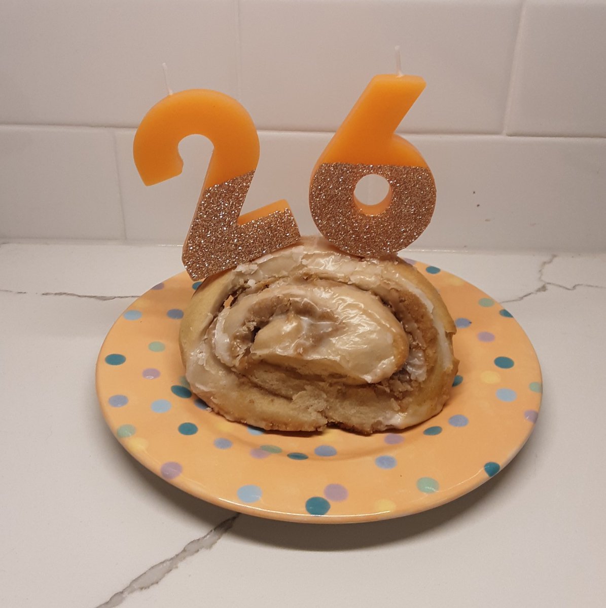 EmNMeisinger's tweet photo. Thank you to everyone for all the thoughtful birthday texts, messages, &amp; well wishes! Filled with: loving pets, free coffee drinks, good eats, special treats, &amp; fun with friends, I certainly had a happy one 🥰🐾🥏🎉 #petsitting #discgolf #PhoFactory #LifeIsGood #HappyBirthdayToMe https://t.co/85PNU1Yuyi