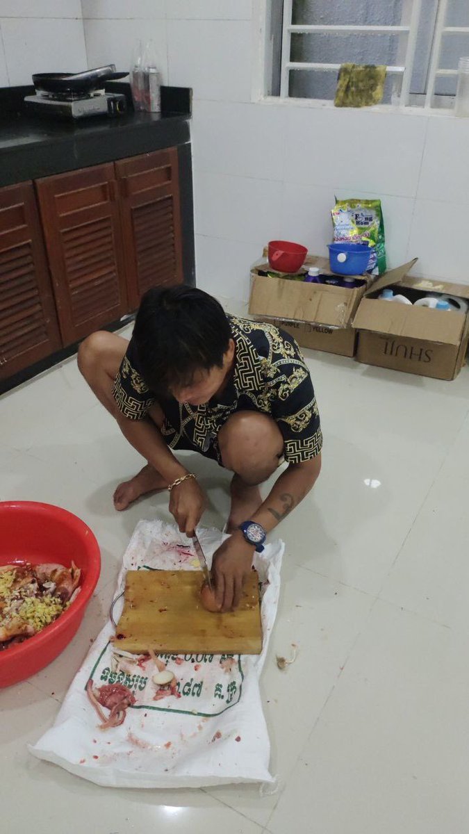 អាណូតា tweet media