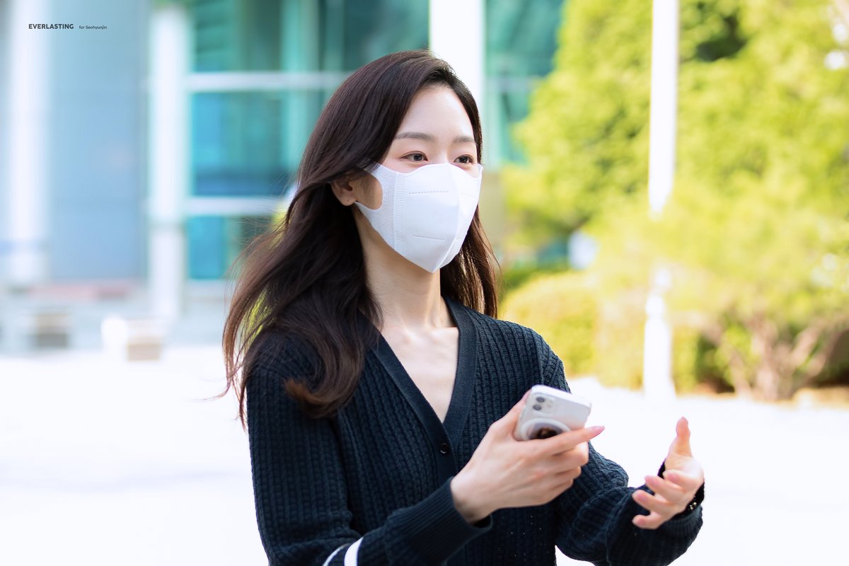 everlasting_shj's tweet photo. 220531 왜 오수재인가 제작발표회
#서현진 #seohyunjin #왜오수재인가 #제작발표회

🍀: https://t.co/FiZq5Dzdv1 https://t.co/IMd95yPClw