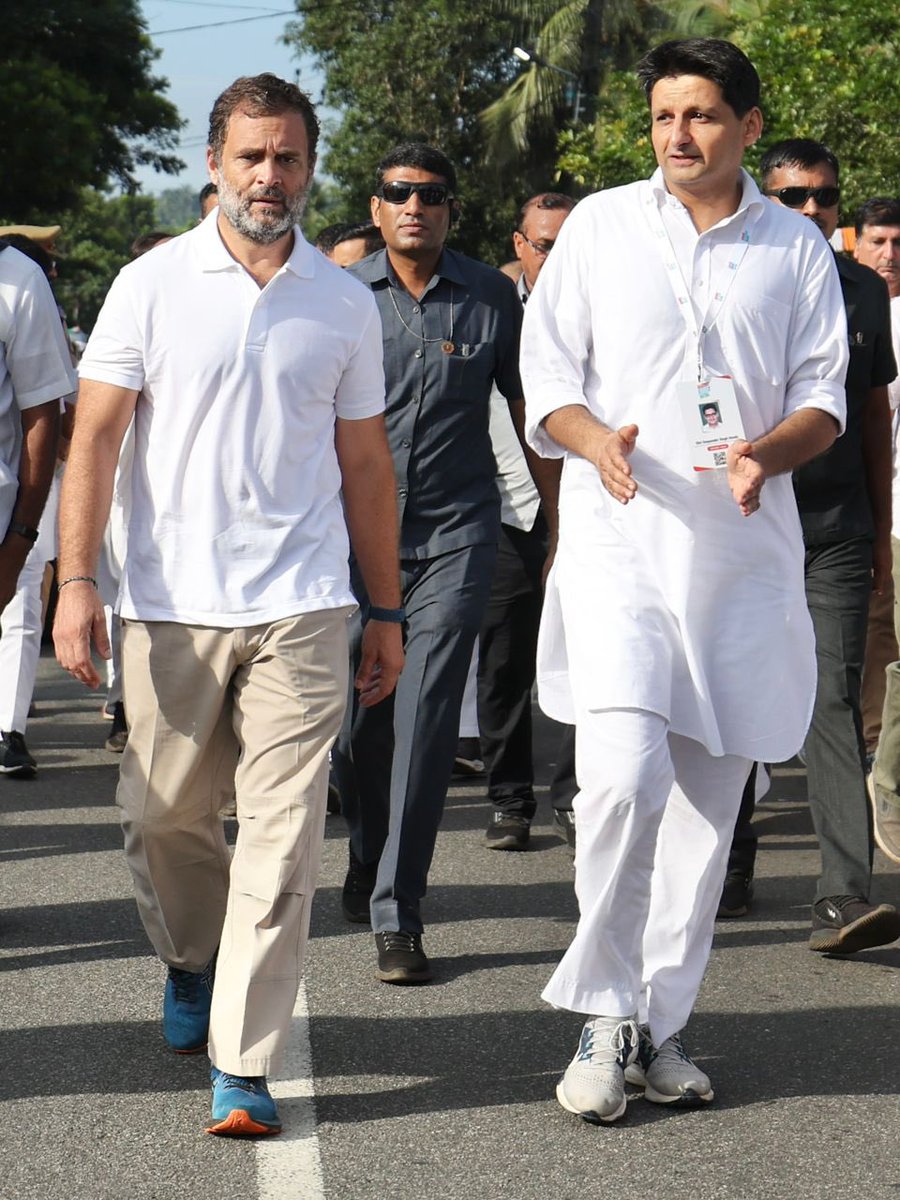 Vinaysheel_INC's tweet photo. पहचानो कौन ? https://t.co/eIky0QjX7K