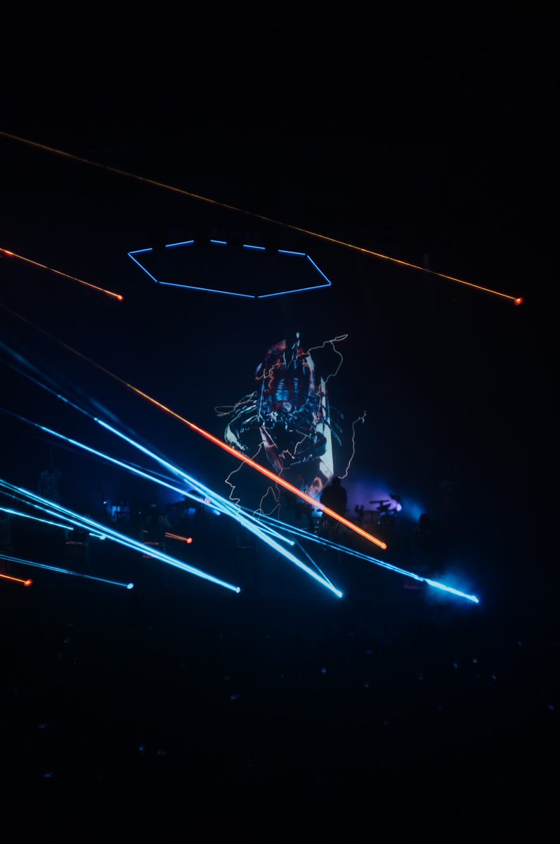 FVCKRENDER tweet media