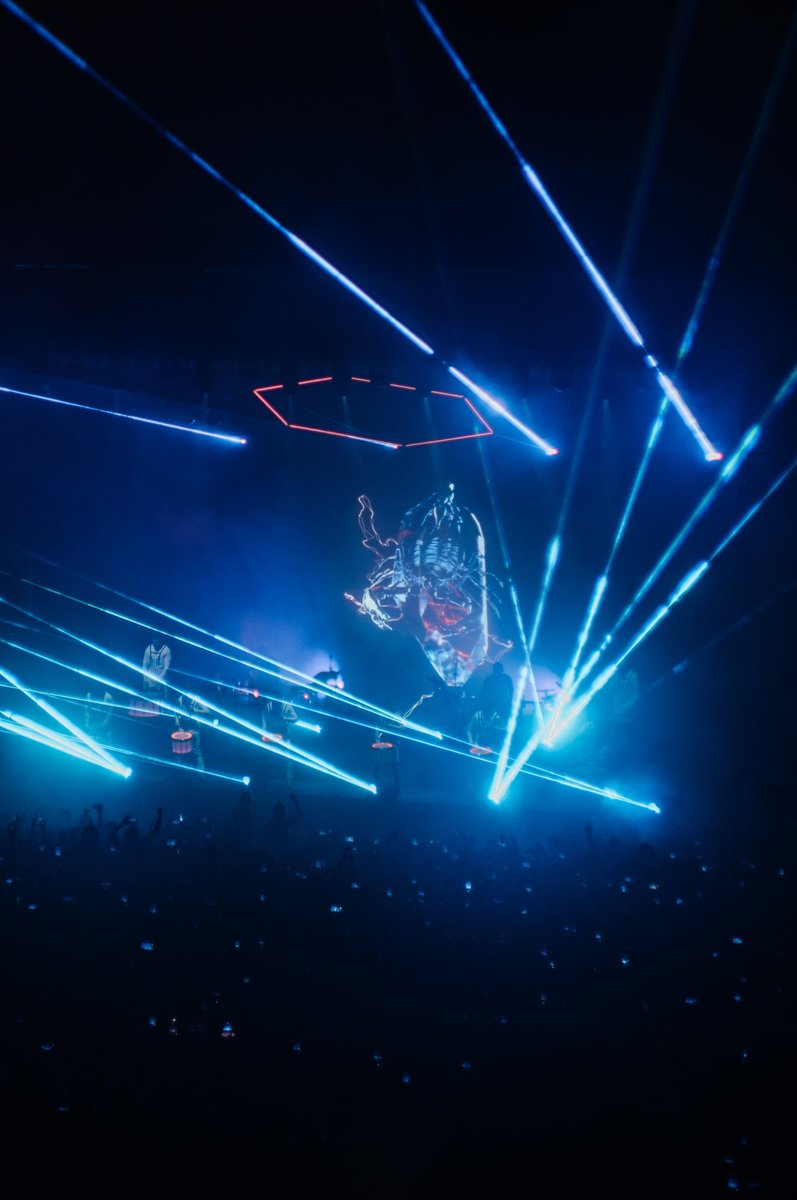 FVCKRENDER tweet media