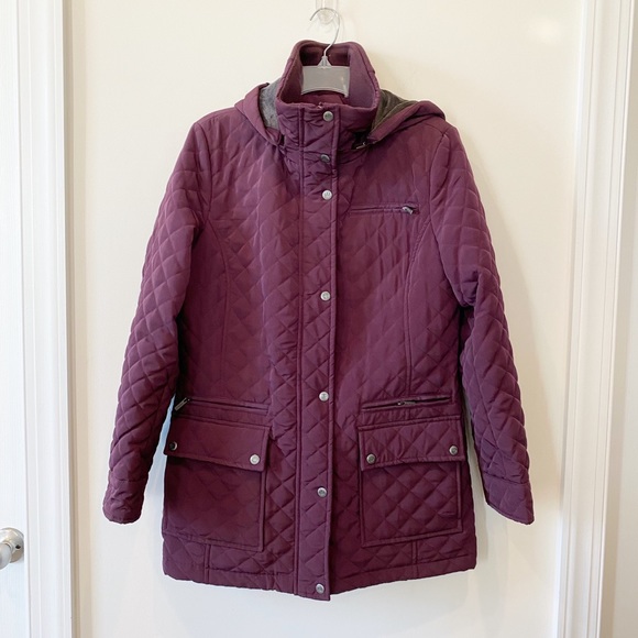 radames40003789's tweet photo. So good I had to share! Check out all the items I'm loving on @Poshmarkapp #poshmark #fashion #style #shopmycloset #calvinklein: https://t.co/pxfn10HGPF https://t.co/A11qG9puMO