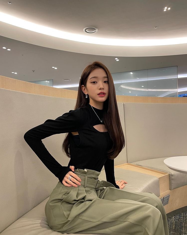 wonyoungpics's tweet photo. instagram update https://t.co/AZeyx8SnmB