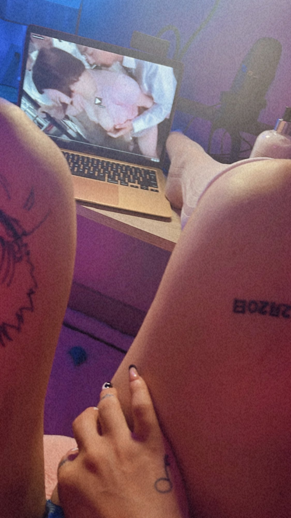 Dayaleasmr on X: t.coQyzFhqYfer t.coPCHdKzHkvz  X