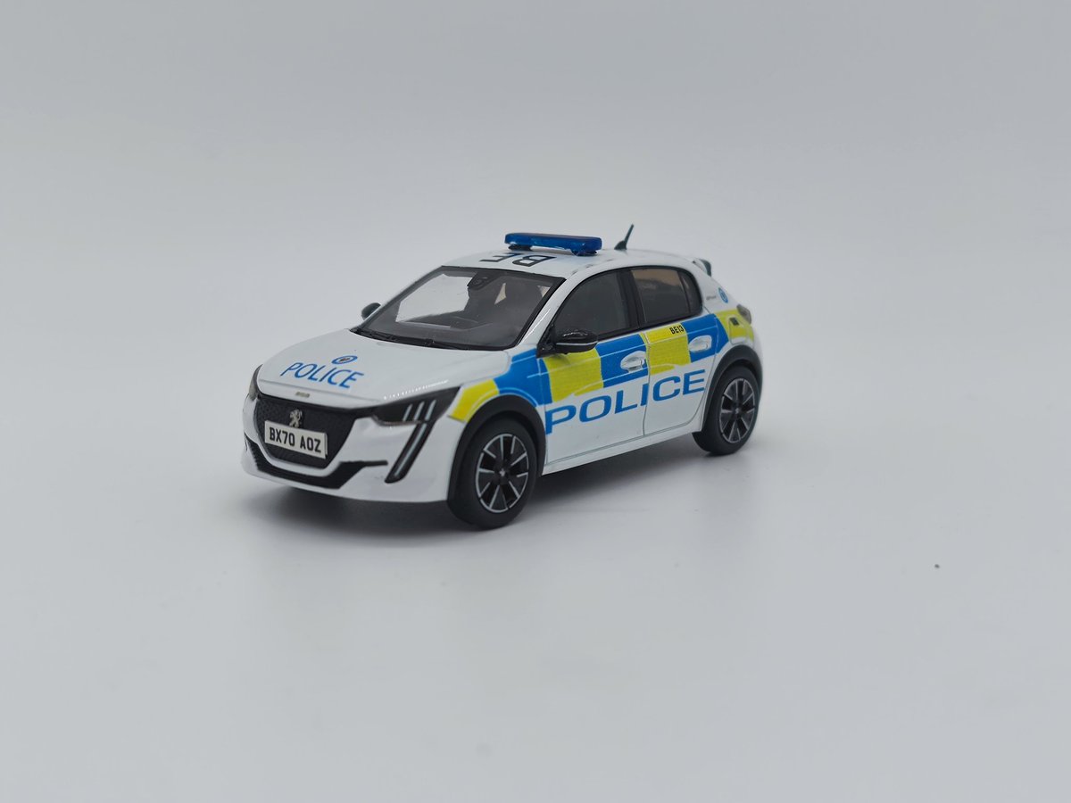 blue_code3's tweet image. 1/43 WMP Birmingham East Neighbourhood Policing Units Peugeot 208