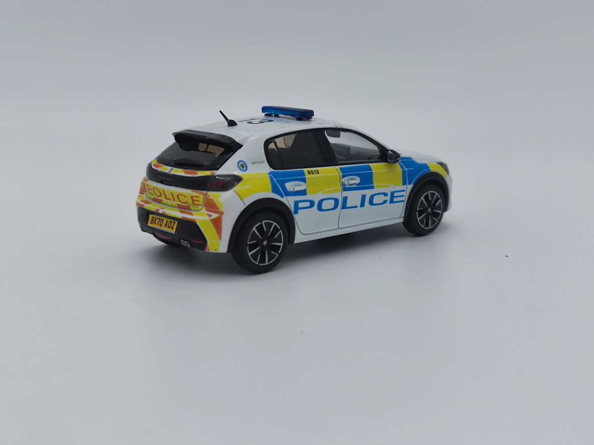 blue_code3's tweet image. 1/43 WMP Birmingham East Neighbourhood Policing Units Peugeot 208