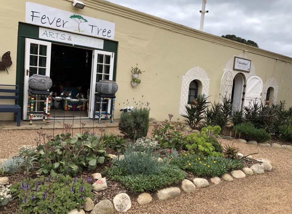 gita_mathew's tweet photo. Farm grown produce, Home made goodies, Hand-crafted goods, are so popular in Farmers Markets all around the world !
πͺ΄πͺπ±ππ
#SupportingLocalProduce
#FreshGoodies
#FarmersMarket
#ImhoffFarm
#CapePeninsula https://t.co/lmfVJp6Ter