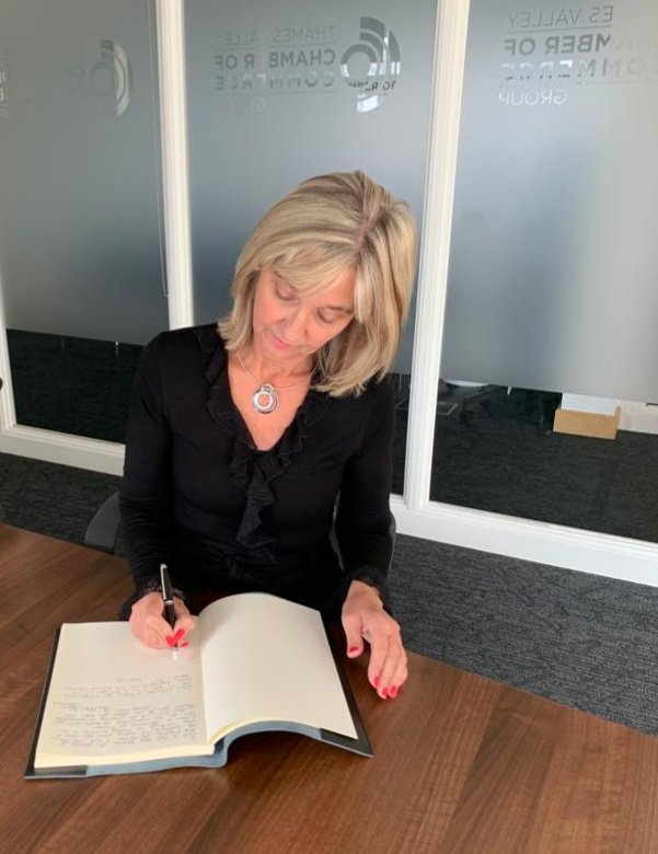 NancyLalor's tweet image. It was a privilege to be asked to take a fee minutes out to reflect over the last couple of weeks &amp;amp; to sign the @TValleyChamber book of condolences for our Queen #whatalady #whatarolemodel #whatasmile