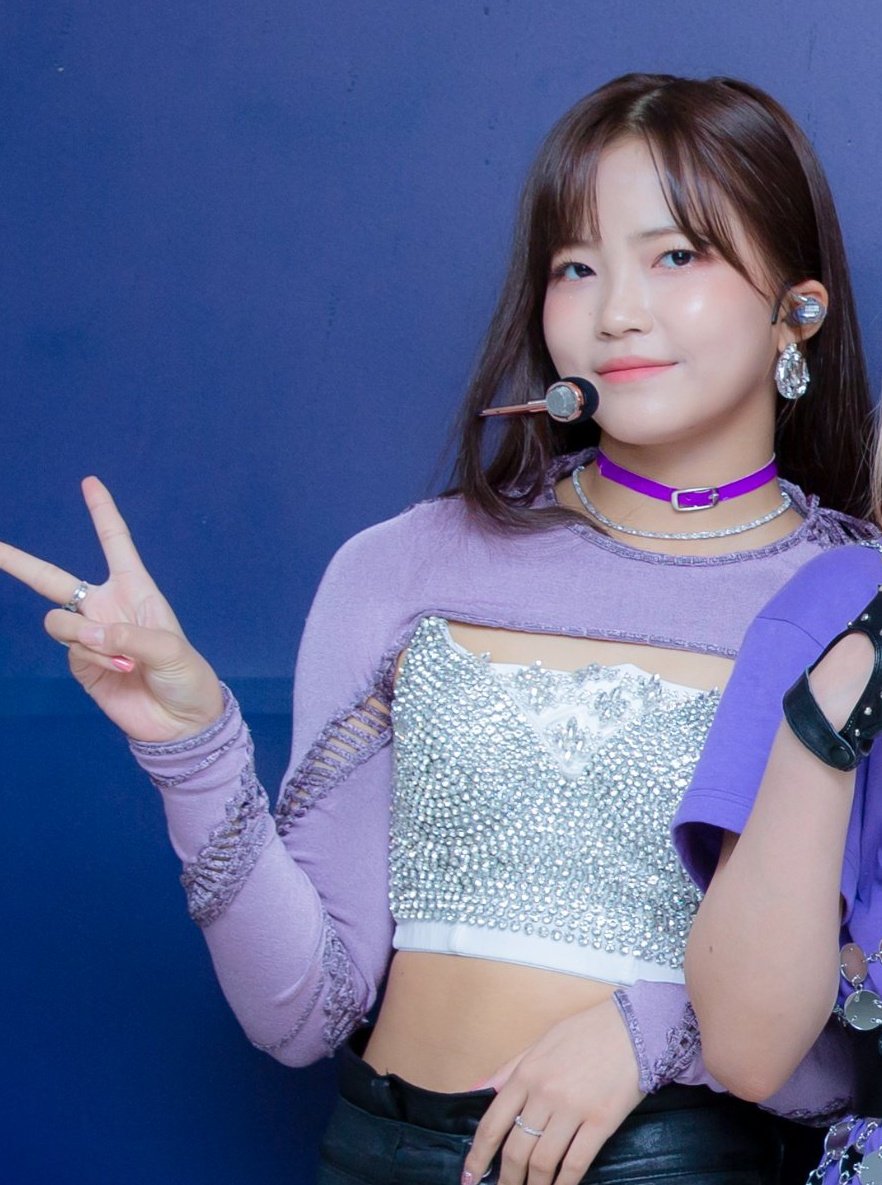 13lachimolala's tweet photo. Princess You are beautiful in all your ways✨✨💗😘
GRATATA OUT NOW #seowon
#Shine_In_The_World_Lapillus
#LapillusFirstMiniAlbum #Lapillus #라필루스 https://t.co/sjqjAYVoXp