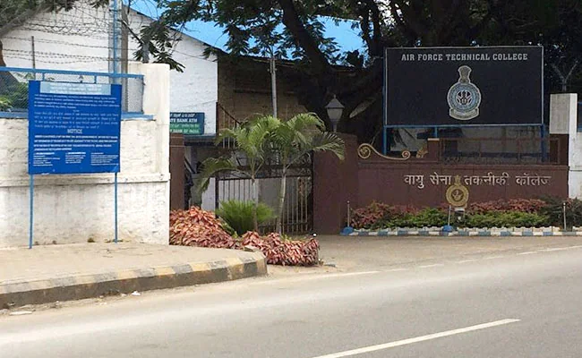 ndtv's tweet photo. Air Force Cadet Found Dead, 6 Officers Charged With Murder https://t.co/Vn5uLZYBuj https://t.co/Vxlf7DoCI2