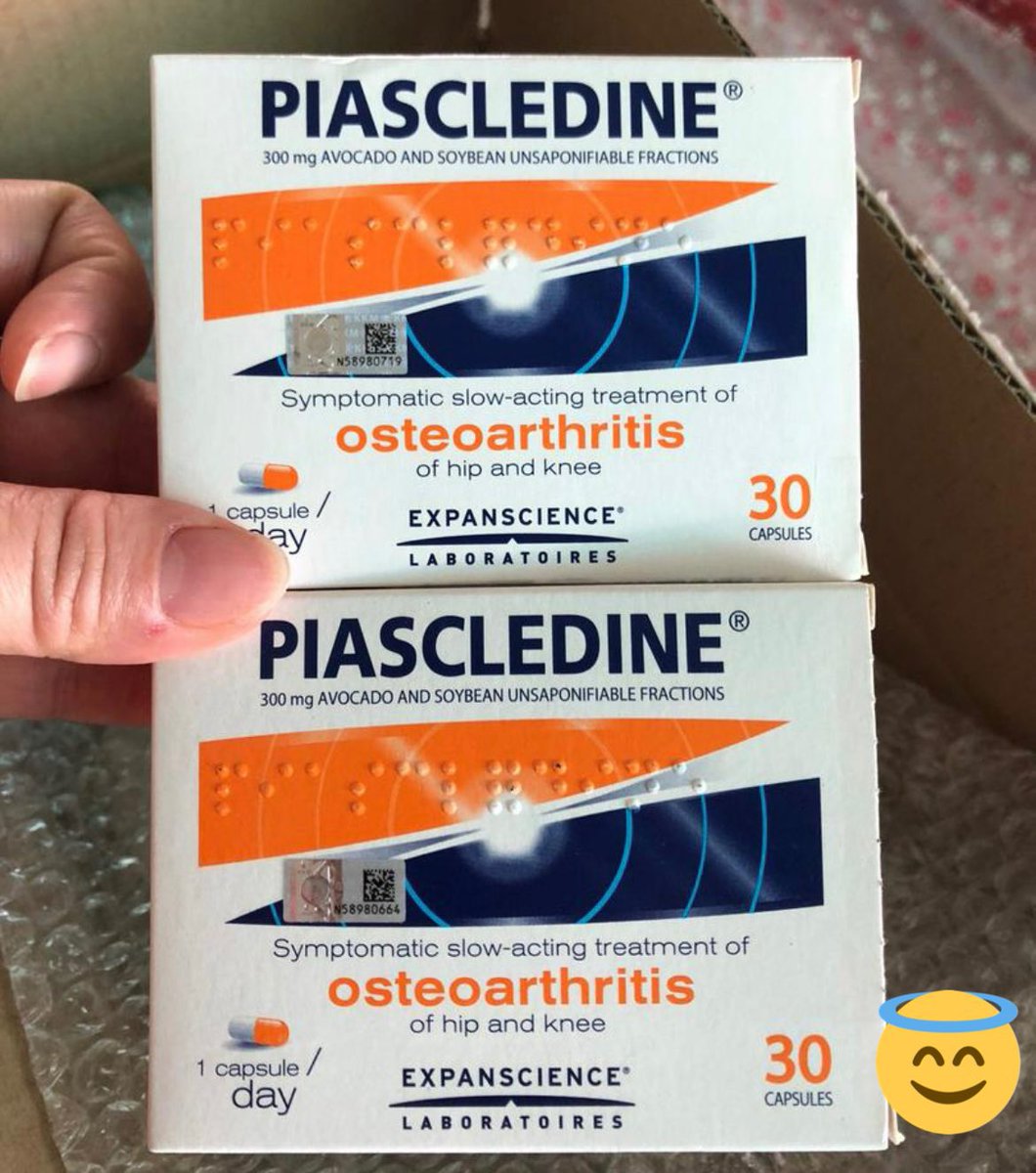 officialfans95's tweet photo. Second time beli ubat ni untuk mak, Doktor yg reccomend suruh consume vitamin ni untuk sakit lutut. Sebab mak dh lama mgadu sakit lutut, lepas makan ubat ni sekotak nampak lah perubahan memang berbeza. Solat pun dah tak mcm dulu ❤️🥺
.
beli sini: https://t.co/g0Mx2zsqY4 https://t.co/TsoWETFakY