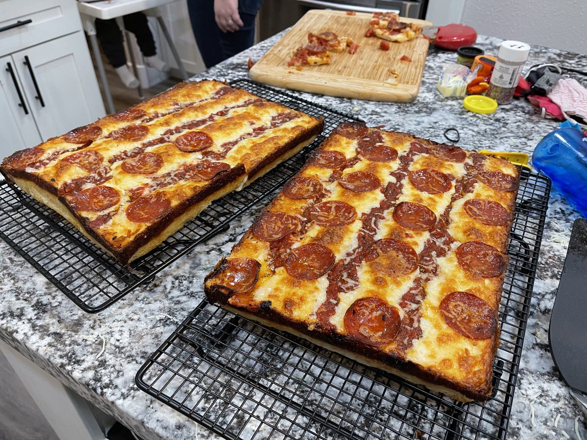 Dan Regan tweet media