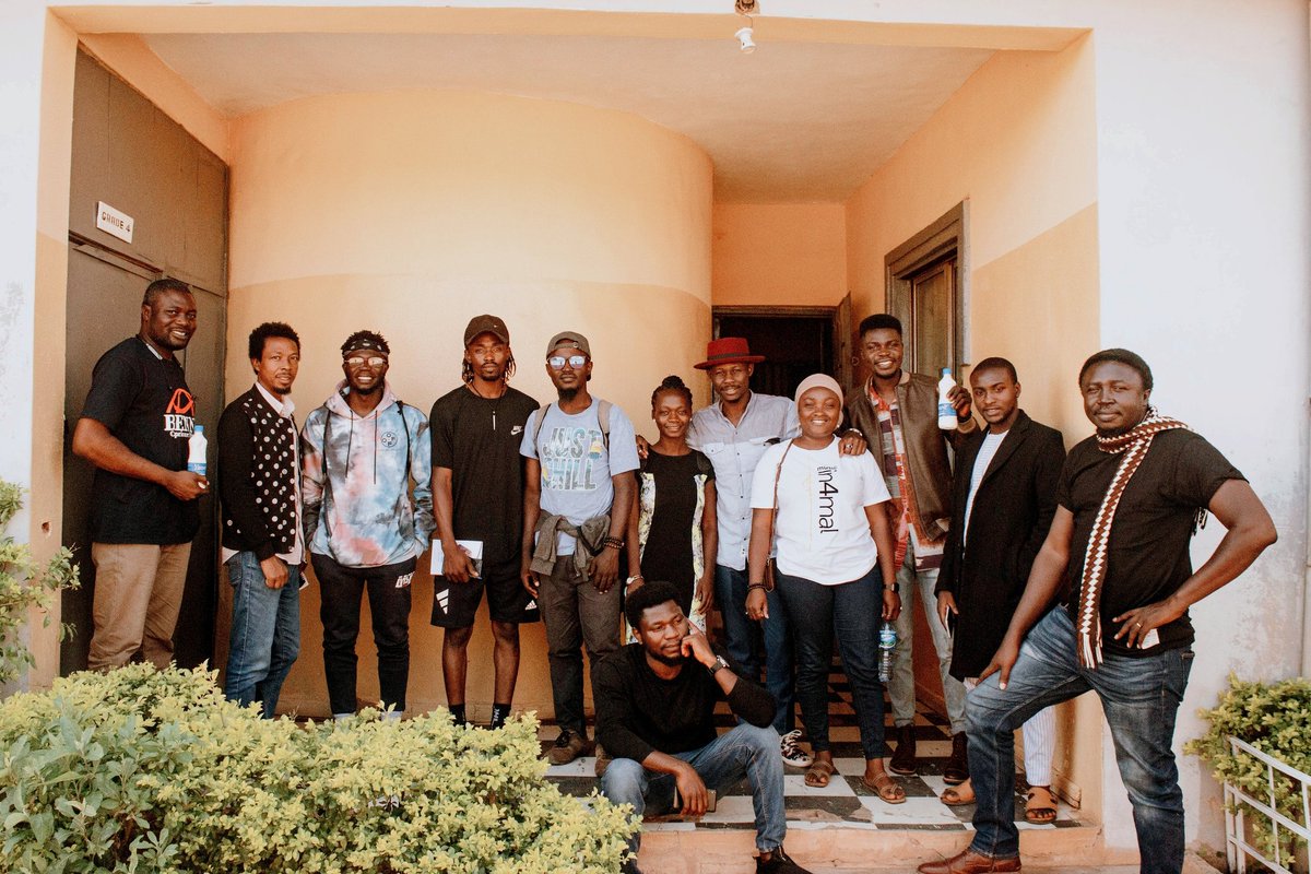 Agbutun's tweet photo. The Fireside Chat organised by @SoulFolknChill featuring @LengdungT @AmamaBenn @golbador_edge and @NEKENchuwang was super fun and resourceful. I learnt amazing new things in regards to SOCIAL MEDIA FOR ARTISTS. Thank you for your time gentlemen. #SFnChangout #SoulFolknChill https://t.co/hpJWG2mxSE