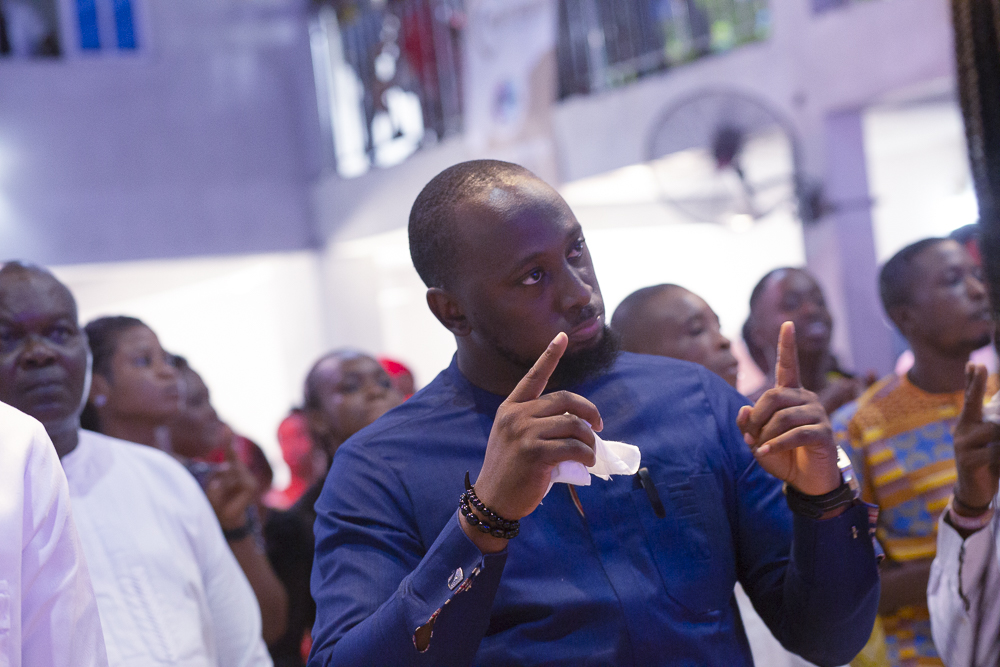 gigcglobal's tweet image. There is so much joy in being a believer. Glory to God 🙌

#Praise #MVC2022 #MenConference #AboveOnly #GIGCService #SundayService #GloryWorld #GIGCGlobal