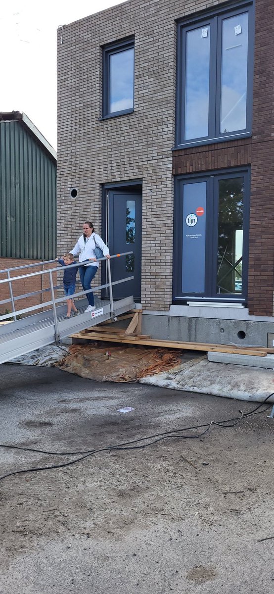 De kans krijgen krijgen om op de familiedag een uniek inkijkje te krijgen bij <a href="/VanWijnenGroep/">Van Wijnen</a> <a href="/fijnwonen/">Fijn Wonen</a> . Een droom werkelijkheid zien worden. Samen groeien we verder. #woonfabriek #3.0