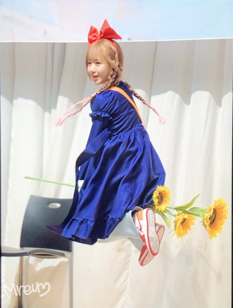 유정 프리뷰.🌻🪄

220925 팬싸 #최유정 #오래보자