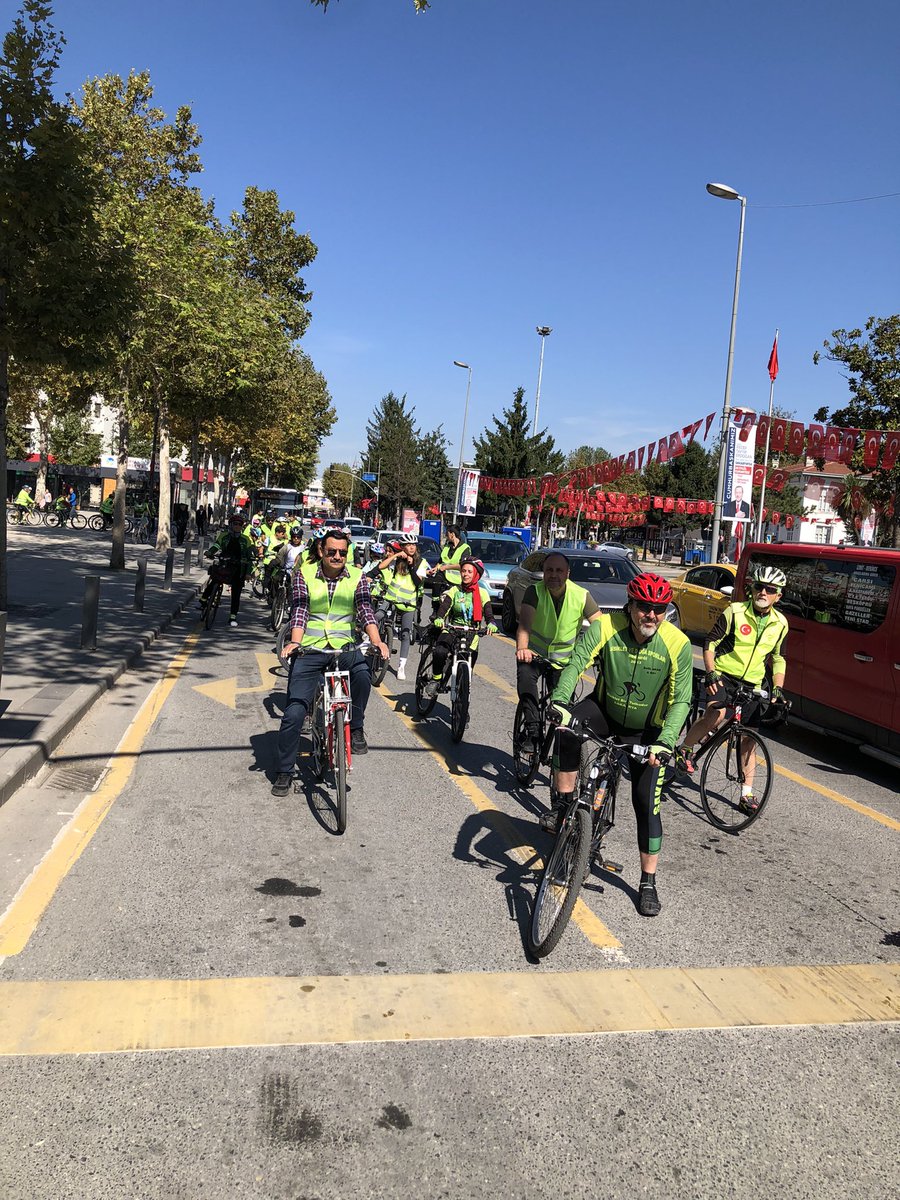 CantezKoray's tweet photo. Şeridi Paylaş Güvenle Ulaş Projemizin final etkinliği. Bisiklet şehri Sakaryamızda güvenilir ve yaygın bisikletli ulaşım için tüm paydaşların katılımıyla projemizi gerçekleştirdik.
@kavsakplatform @WRISehirler @Sakaryabld @kbbmustafaak @sabidos54 https://t.co/SmIgF3HJTB