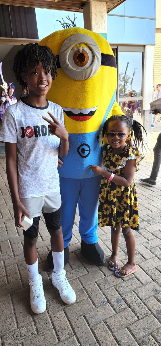 Dona_Soprano's tweet photo. #ComicConAfrica2022 is like #DeliciousFest for the babies... with super efficient logistics 👀 https://t.co/2uRBL1nQwt