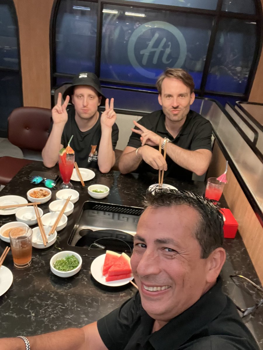 nescor007's tweet photo. @BartekSibiga @jakubchmielniak @FancyBearsMeta I have finally arrived in Singapore after 22 hours of travel. I met up with Bartek and Jakub. We are ready for an amazing week of meetings and networking. We are proudly representing Fancy Bears. LFG!! https://t.co/WZUFl6AZq6